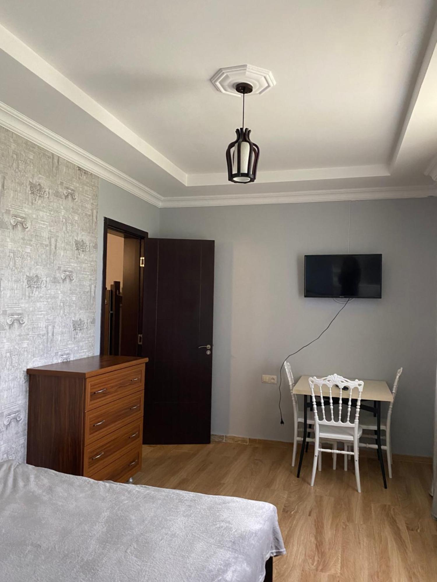 House On Moryakov 55 Aparthotel Tsjakvi Rom bilde