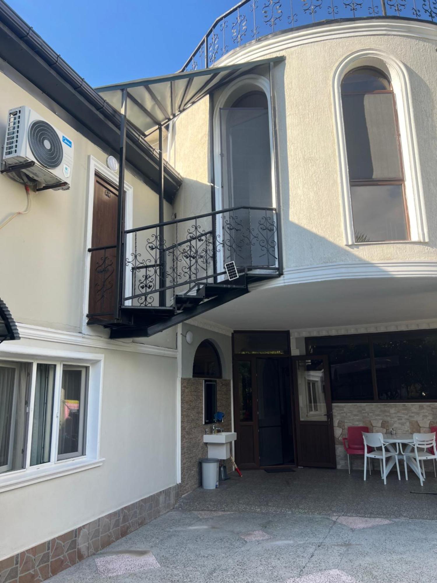House On Moryakov 55 Aparthotel Tsjakvi Rom bilde